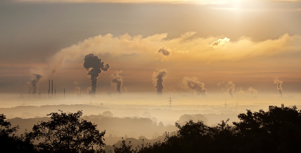 pollution, industrie, usine, nuages, ciel orange